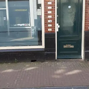 Maison d'hôtes Iru, Not For Parties, Not A Hotel, With No Kitchen, Amsterdam